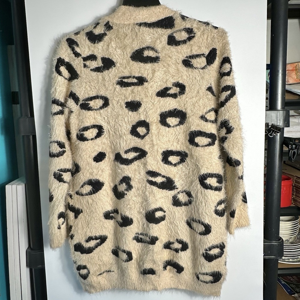 Amaryllis Womens S/M Fuzzy Leopard Print‎ Open Cardigan Sweater Soft Silky Feel - Picture 3 of 6